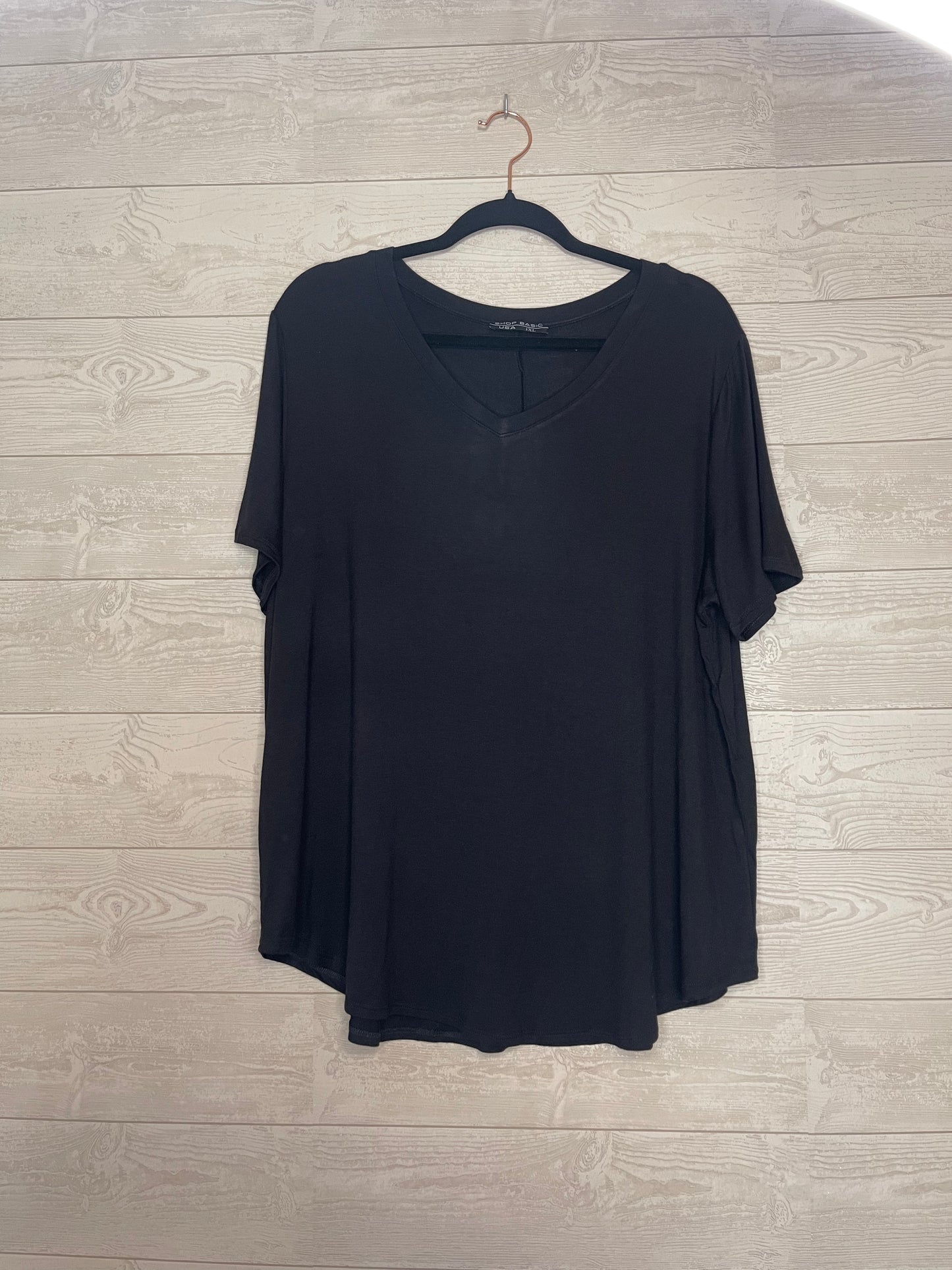 Black plus size v-neck t-shirt